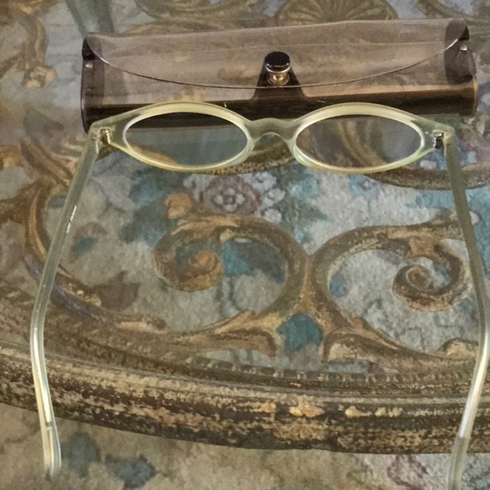Celery Green Reading glasses - Picture 2 of 4